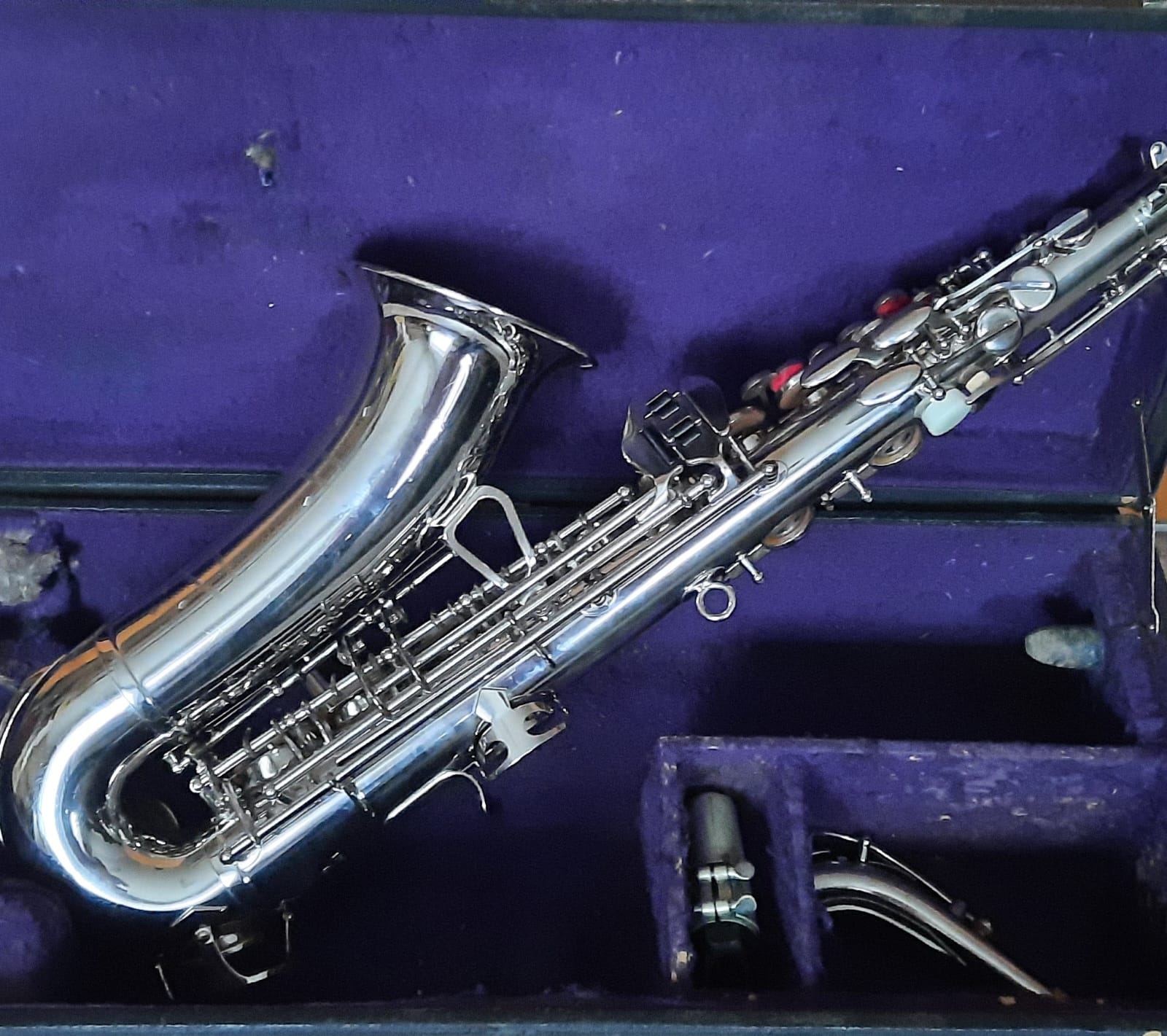Alt saxofon Amati Classic Deluxe